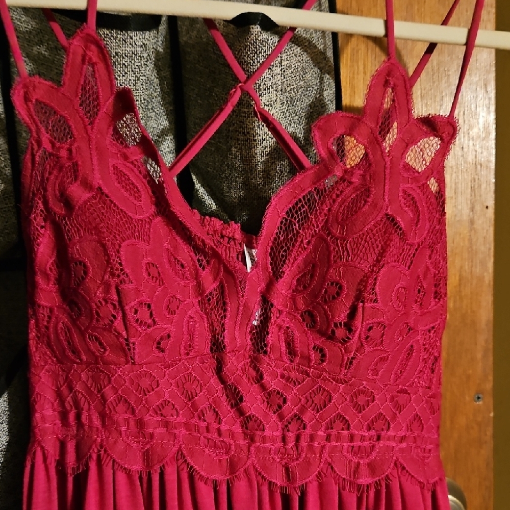 Zenana Vibrant Pink Lace Tank